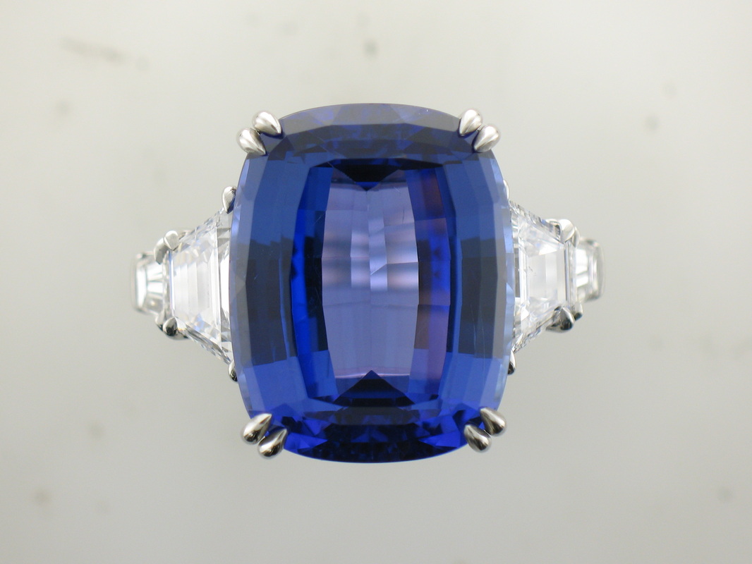 Sapphire and Diamond 5 Stone Platinum Ring